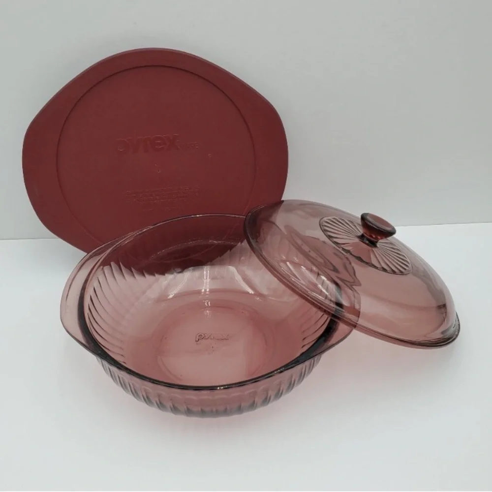 Pyrex Pink Glass Casserole Dish with Lid